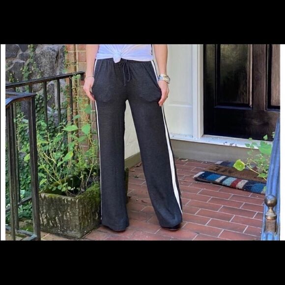 NWT Wide Leg Side Striped Pants - Picture 2 of 2